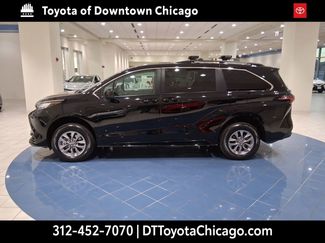 Used 2022 Toyota Sienna LE video 2