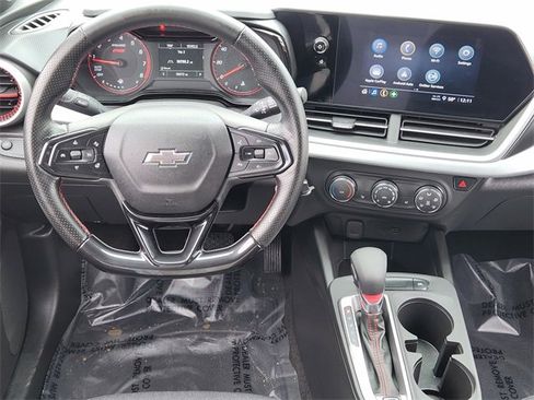 Used 2024 Chevrolet Trax RS w/ Sunroof Package image 26