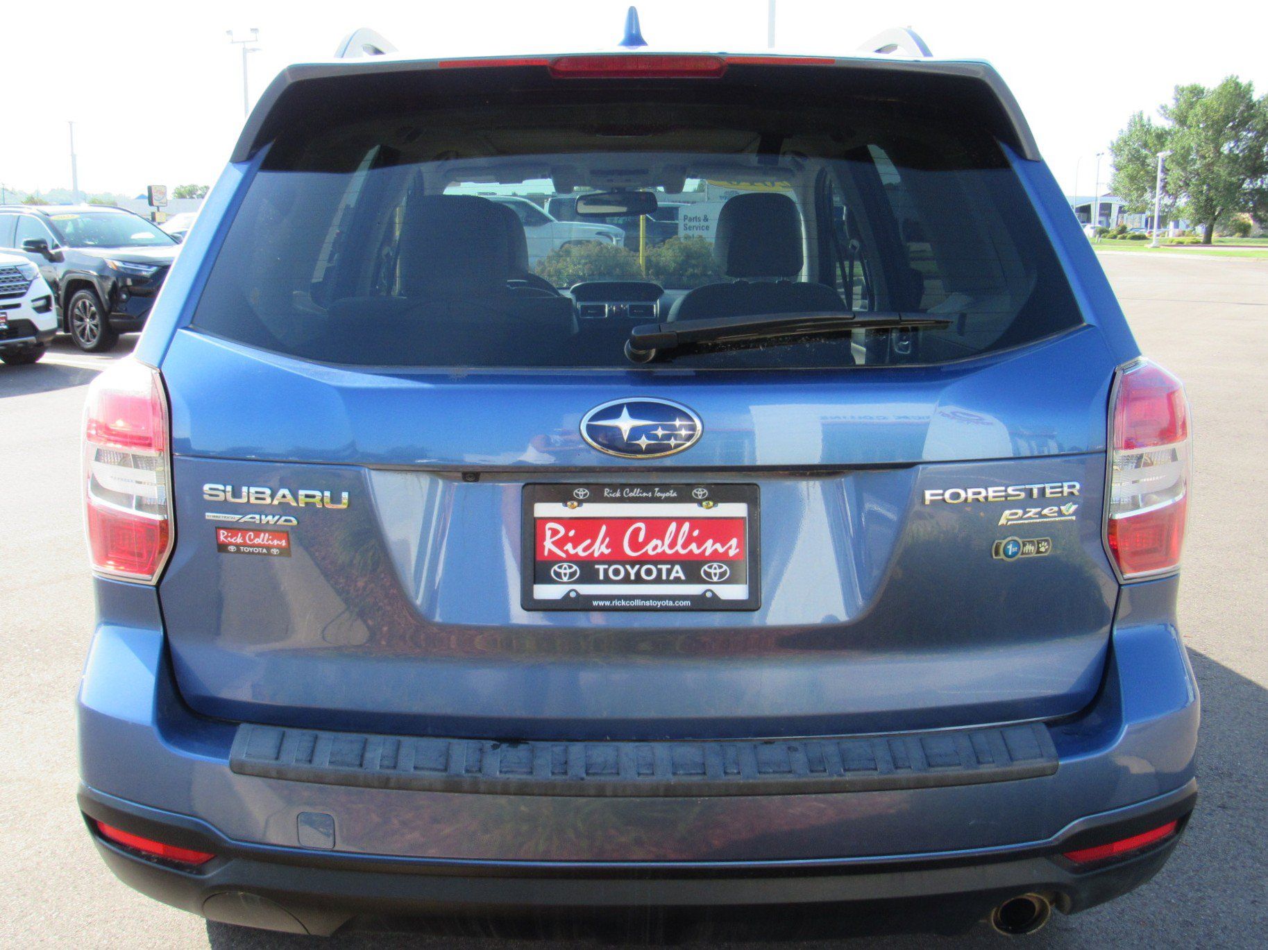 Used 2016 Subaru Forester 2.5i Touring w/ Eyesight & Navigation System AWD/4WD image 7