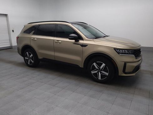 Used 2021 Kia Sorento S w/ Panoramic Sunroof Package FWD image 11