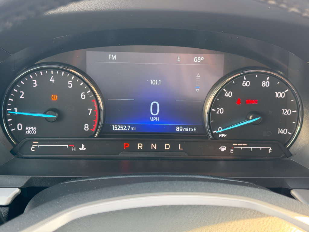 Used 2022 Ford Explorer XLT AWD/4WD image 12
