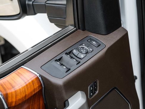 Used 2019 Ford F450 King Ranch w/ King Ranch Ultimate Package AWD/4WD image 50