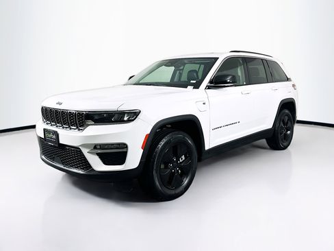 Used 2022 Jeep Grand Cherokee Limited 4xe AWD/4WD image 3