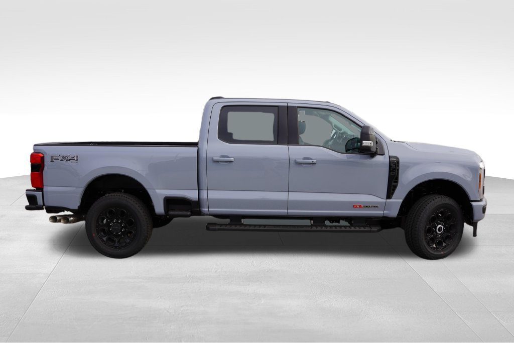 New 2027 Ford F350 Lariat w/ Black Appearance Package AWD/4WD image 2