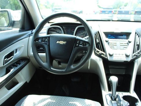 Used 2013 Chevrolet Equinox LS FWD image 15