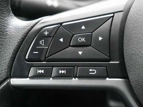 Used 2024 Nissan Sentra SV image 22