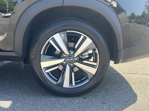 Certified 2026 Nissan Rogue SL AWD/4WD image 26