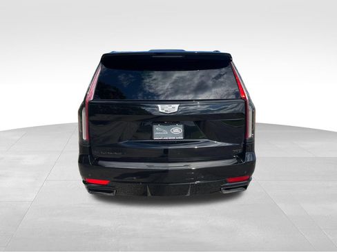 Used 2023 Cadillac Escalade Sport w/ LPO, ONYX Package AWD/4WD image 4