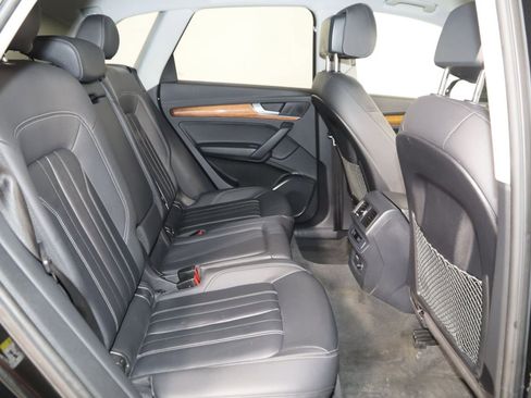 Used 2023 Audi Q5 2.0T Premium AWD/4WD image 30