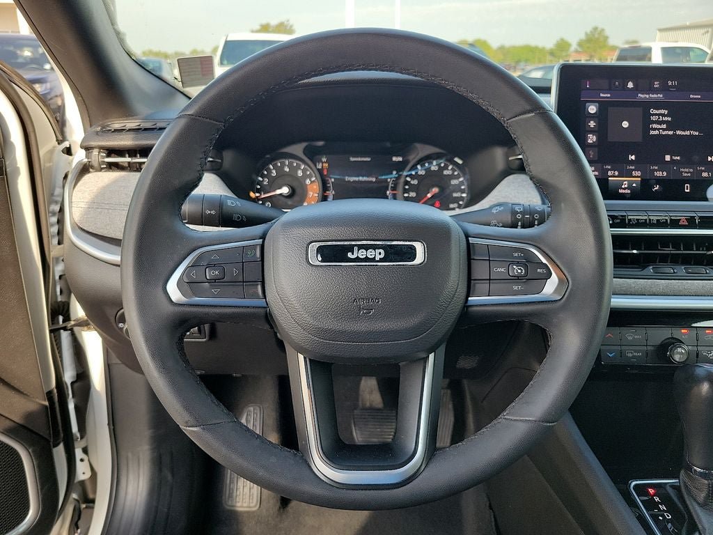 Used 2024 Jeep Compass Latitude AWD/4WD image 20