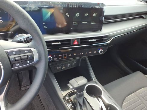 New 2026 Kia K5 LXS FWD image 25