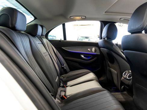Used 2022 Mercedes-Benz E 350 Sedan image 24