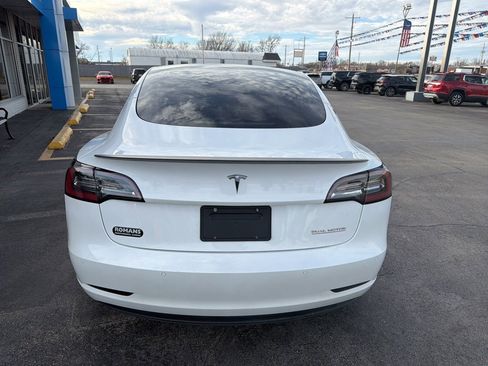 Used 2021 Tesla Model 3 Performance image 4