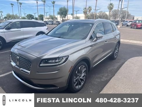 Used 2023 Lincoln Nautilus Reserve w/ Luxury Package FWD image 1
