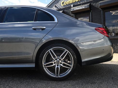 Used 2018 Mercedes-Benz E 300 4MATIC image 10