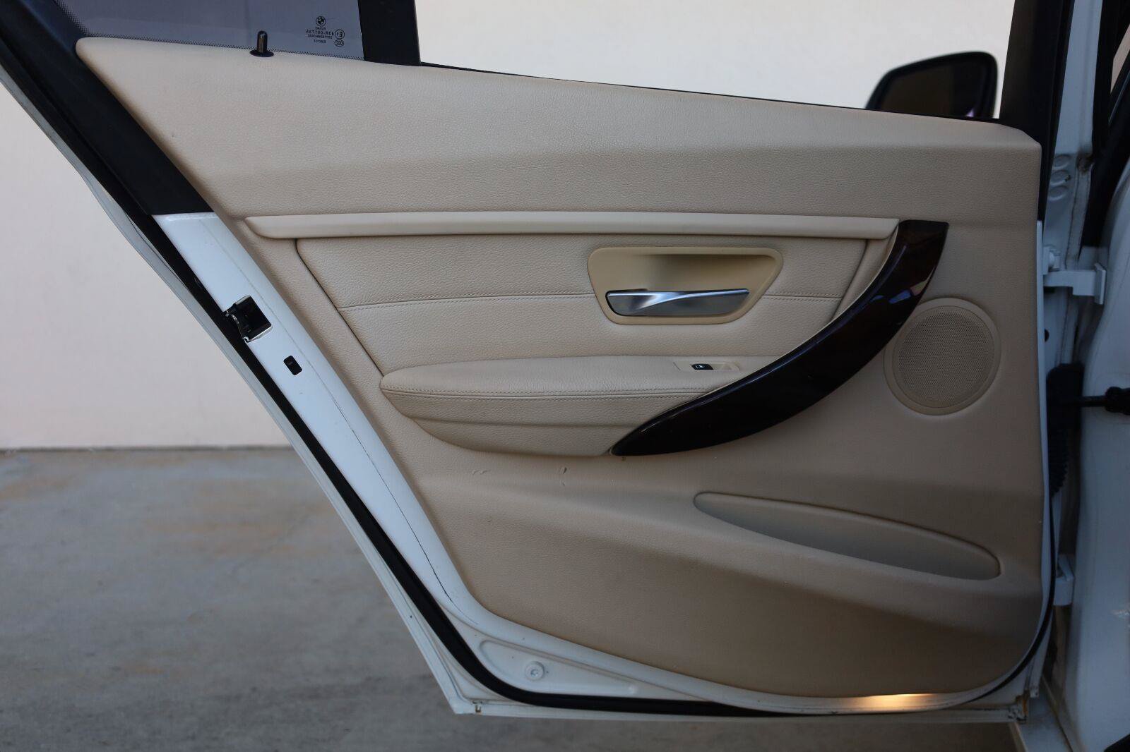 Used 2015 BMW 328i Sedan RWD image 19