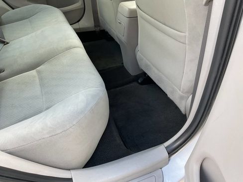 Used 2010 Toyota Corolla LE image 34