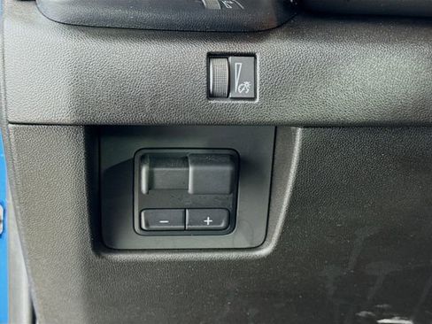 Used 2025 GMC Canyon Elevation w/ Convenience Package AWD/4WD image 10