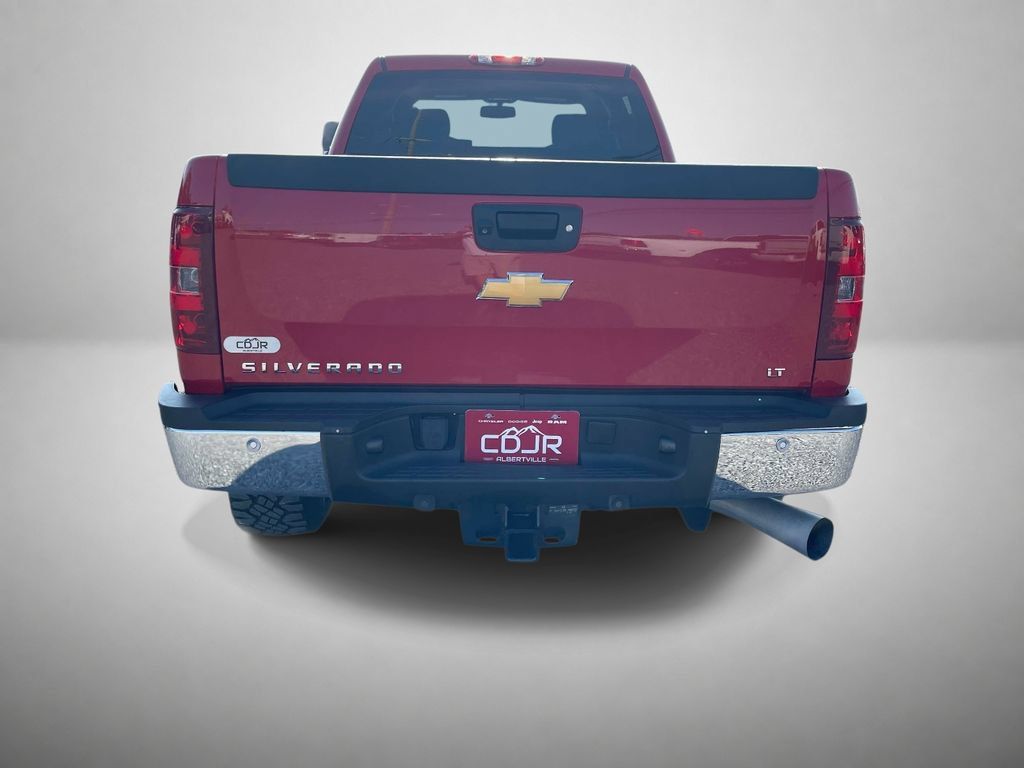 Used 2014 Chevrolet Silverado 2500 LT w/ Interior Plus Package AWD/4WD image 4