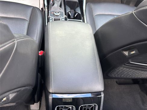 Used 2023 Kia Sorento SX AWD/4WD image 14