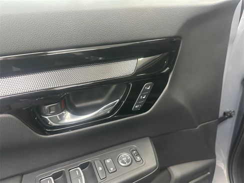 Used 2026 Honda CR-V Sport Touring image 12