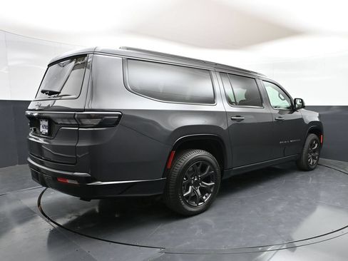 New 2026 Jeep Grand Wagoneer L Limited w/ Premium Group II AWD/4WD image 34