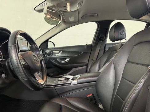 Used 2016 Mercedes-Benz C 300 Sedan image 5