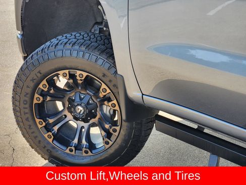 Used 2021 Chevrolet Silverado 1500 LT w/ Texas Edition Plus AWD/4WD image 17