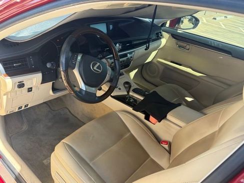 Used 2013 Lexus ES 350 w/ Premium Pkg FWD image 3