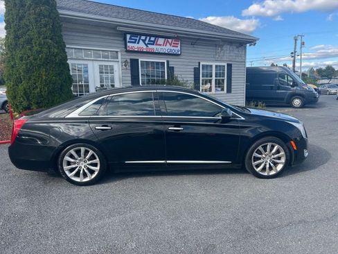 Used 2015 Cadillac XTS Luxury image 1