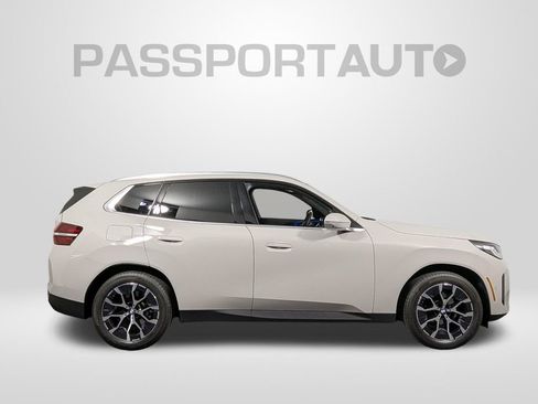 Used 2025 BMW X3 xDrive30i w/ Premium Package AWD/4WD image 8