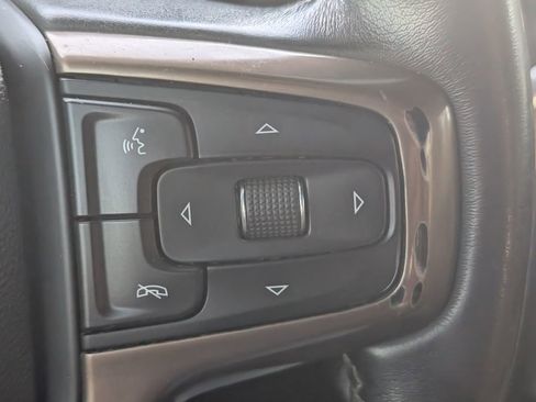 Used 2022 Chevrolet Silverado 2500 High Country w/ Z71 Off-Road Package image 15