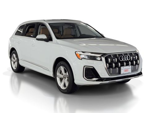 Certified 2025 Audi Q7 3.0T Premium w/ Convenience Package AWD/4WD image 7