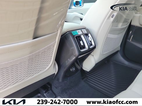 New 2026 Kia Sorento EX FWD image 14