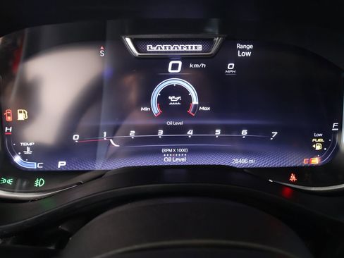 Used 2025 RAM 1500 Laramie AWD/4WD image 4