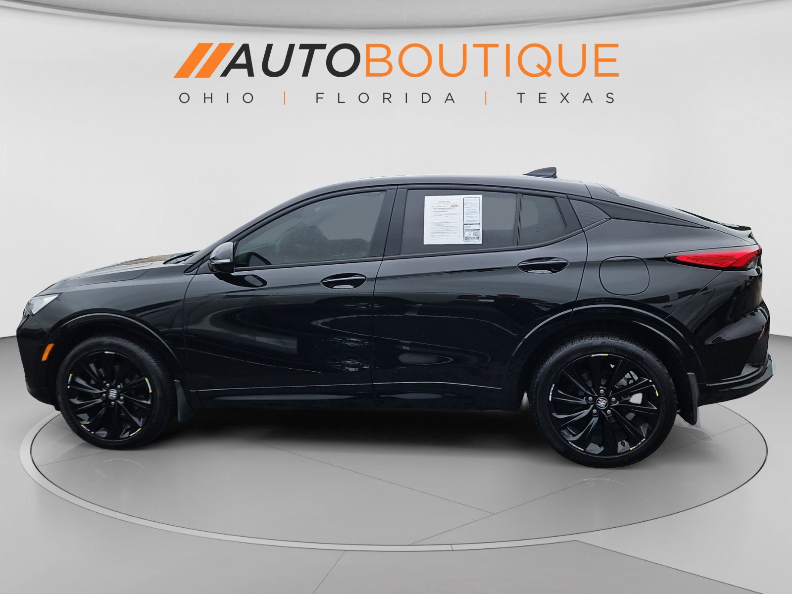 Used 2024 Buick Envista Sport Touring w/ Experience Buick Package FWD image 2