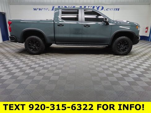 Used 2025 Chevrolet Silverado 1500 ZR2 w/ Technology Package image 2