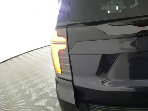 Used 2025 Chevrolet Tahoe RST w/ RST Capability Package AWD/4WD image 31