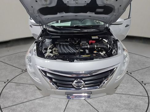 Used 2016 Nissan Versa S FWD image 17