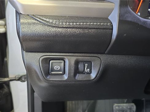 Used 2017 GMC Acadia Denali w/ Technology Package image 24