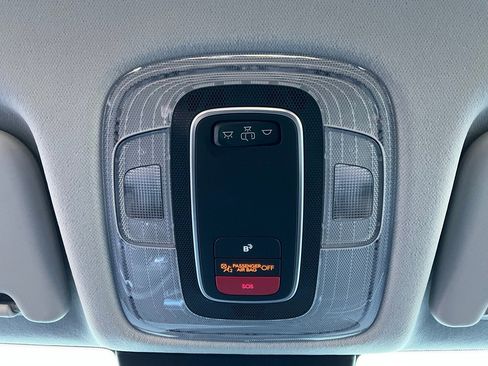 Used 2025 Hyundai Kona SEL image 17