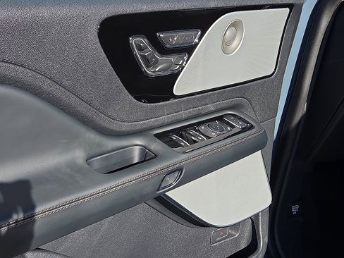 New 2026 Lincoln Aviator Reserve AWD/4WD image 15
