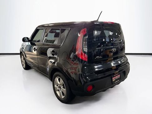 Used 2017 Kia Soul image 8