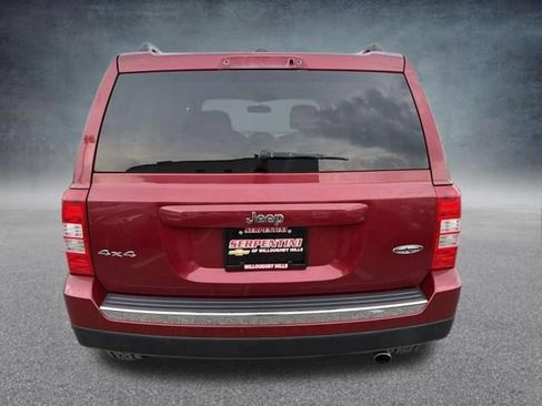 Used 2016 Jeep Patriot High Altitude AWD/4WD image 8
