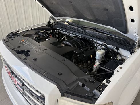 Used 2014 GMC Sierra 1500 SLT w/ All-Terrain Package image 15
