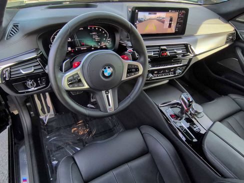 Used 2023 BMW M5 w/ Executive Package image 10