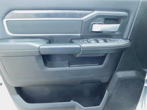 Used 2024 RAM 3500 Big Horn image 8