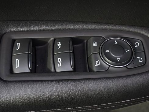 Used 2020 Cadillac XT5 Premium Luxury AWD/4WD image 23