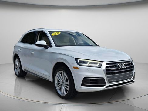 Used 2018 Audi Q5 2.0T Premium Plus w/ Premium Plus Package AWD/4WD image 9