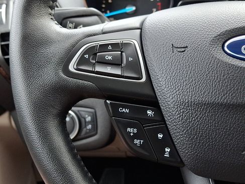 Certified 2018 Ford Escape Titanium w/ Ford Safe & Smart Package image 25